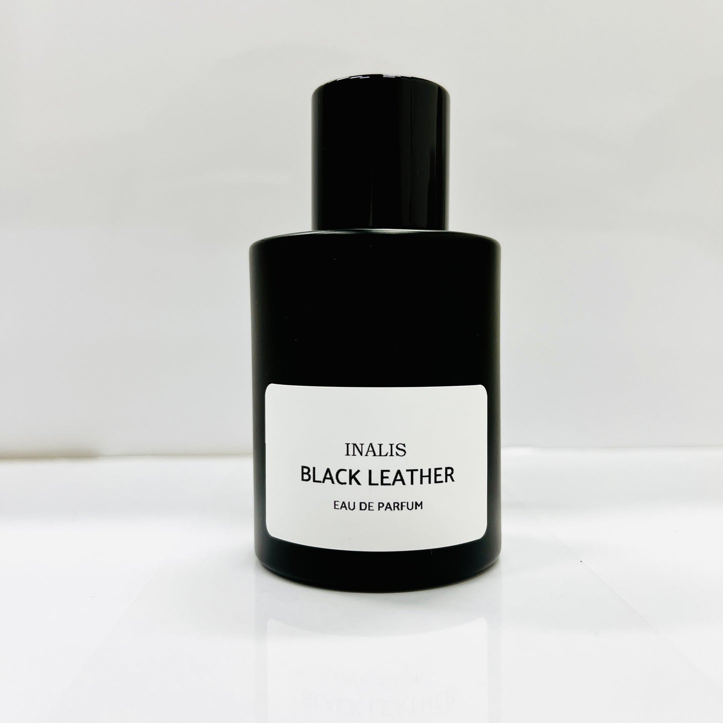 INALIS - Black Leather