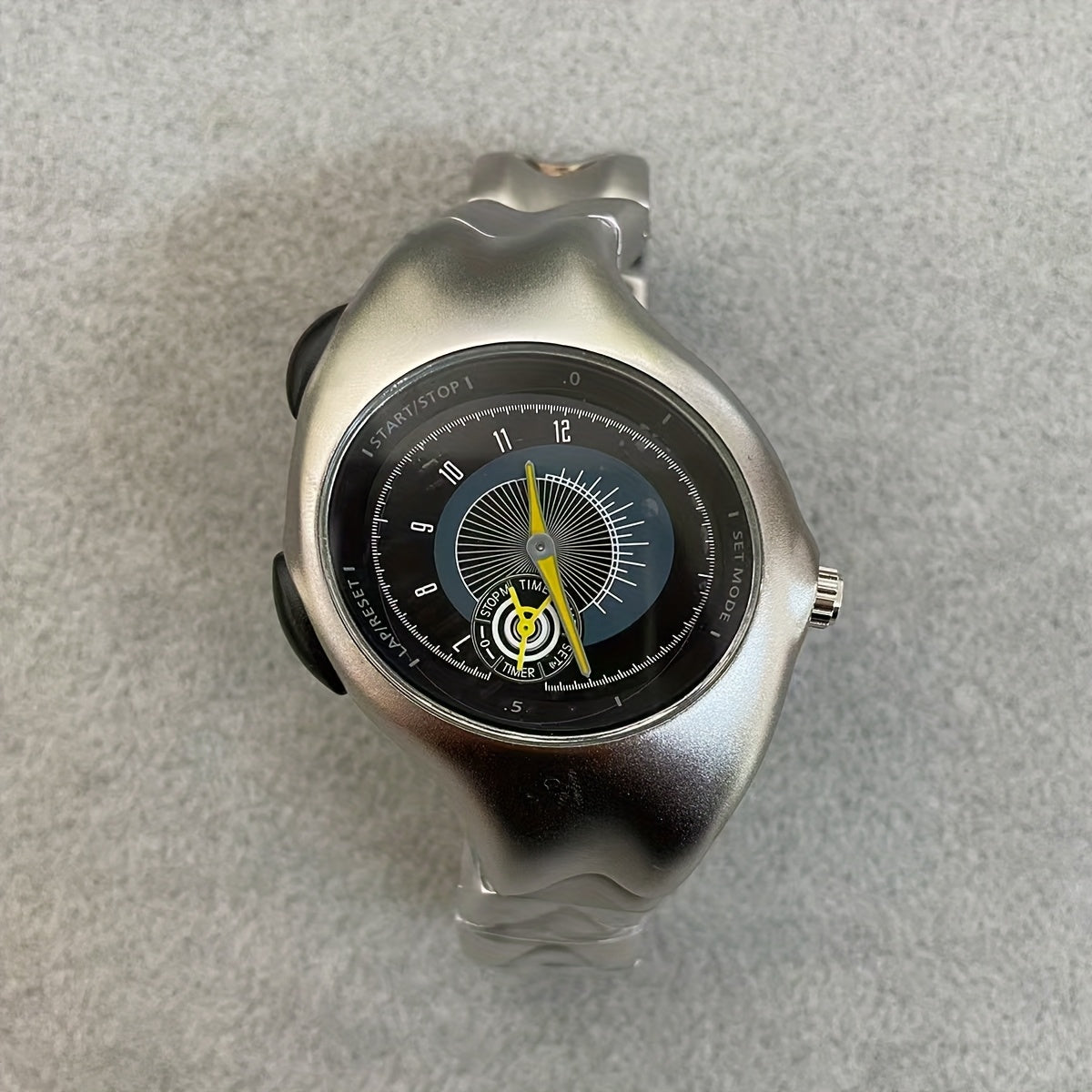 Fashion Luxury Men's Watch Business Sports Elegant Quartz Wristwatch Classic Casual Clock Suitable for Daily Life and Holiday Gifts