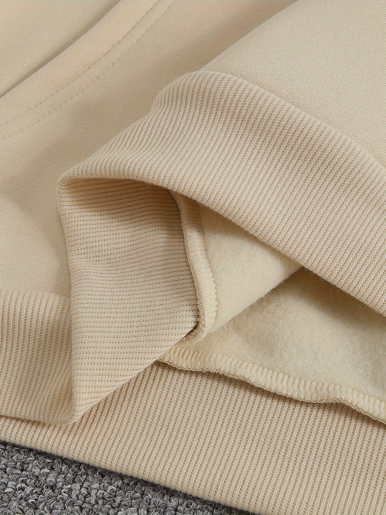 Men's Casual Graphic Pullover Hoodie with Kangaroo Pocket, Relaxed Fit Drawstring Hooded Sweatshirt for Fall And Winter